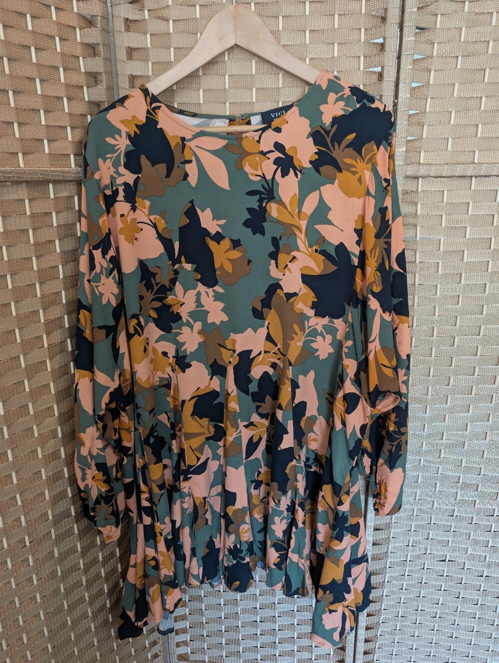 VICI Olive Floral and Flowy Mini Dress- Medium